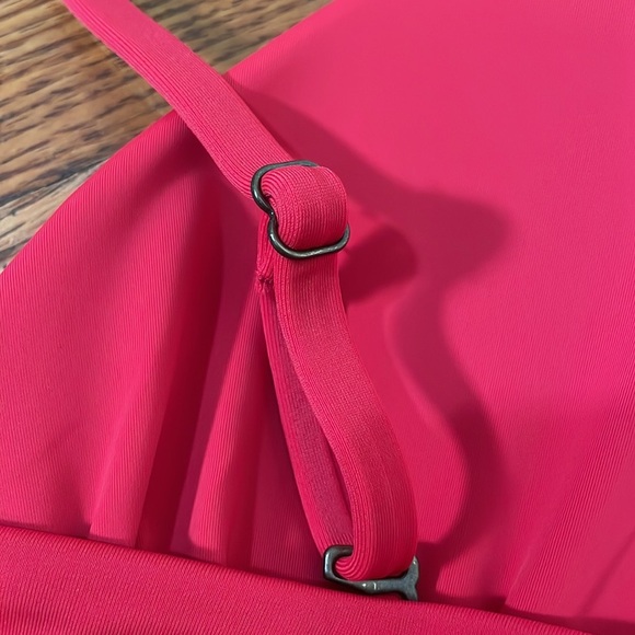 Andie The Valencia Bikini Top Swimsuit Cherry red size Small NWT - Picture 6 of 10